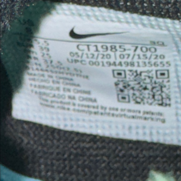 Nike Air Force 1 Low Shadow
Solar Flare Atomic Pink - Picture 11 of 12